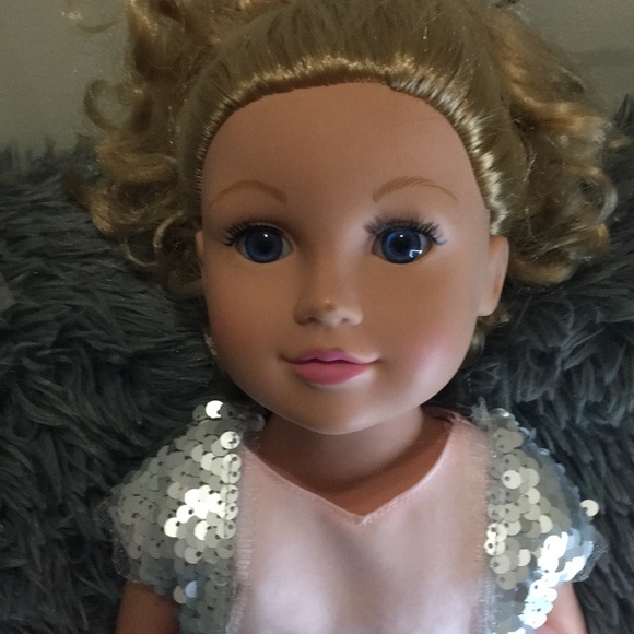 A journey doll - Picture 4 of 4